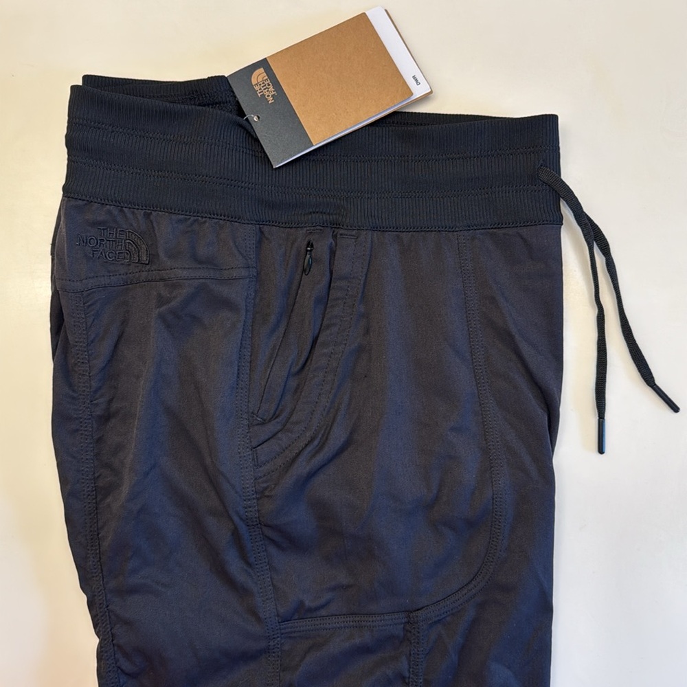 The North Face Women’s Pants Bottom - Picture 4 of 11